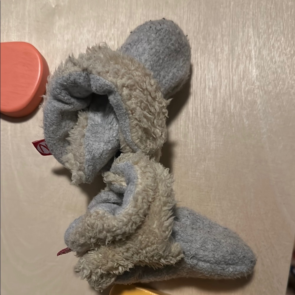 Cozy Fleece Baby Booties - Gray and Cream